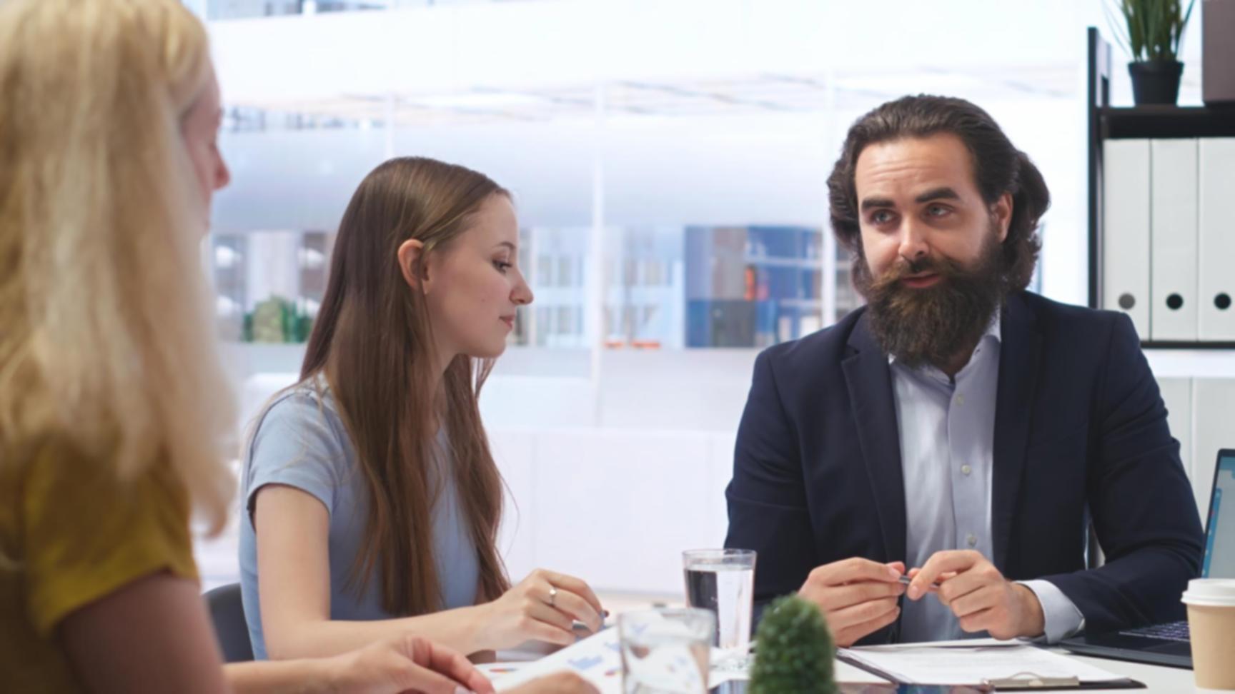 Vue d'ensemble d'une session de formation belerofinxo avec matériel pédagogique